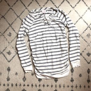 Long sleeve maternity top